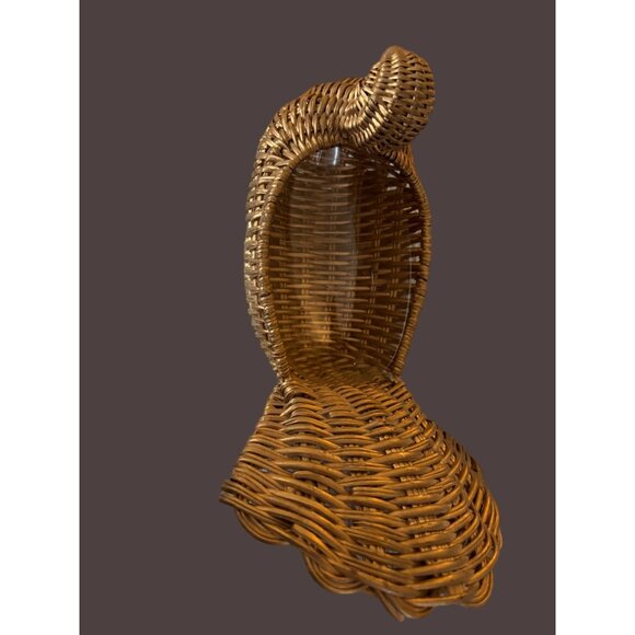 Vintage Avon Gold Colored Wicker Peacock Basket - Picture 5 of 5